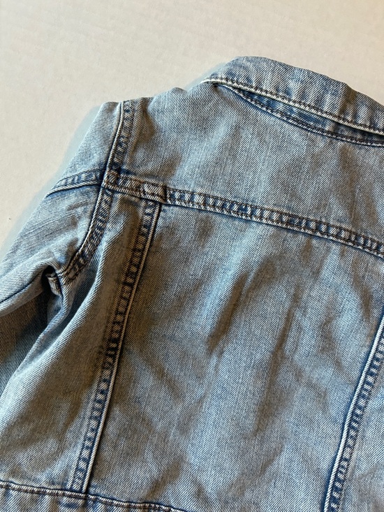 H & M Classic Lt Blue Denim Silver Snap Close Fold Collar Trucker Jean Jacket - Picture 7 of 13